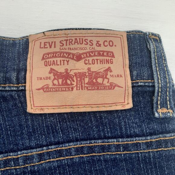 Vtg Y2K Levis 550 Jeans Womens 12S Short Blue Denim Relaxed Bootcut Retro - Picture 6 of 9